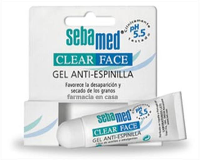 CREMA FACIAL SEBAMED CLEAR FACE BARROS Y ESPINILLAS PIEL NORMAL A GRASA TONO PIEL 10ML